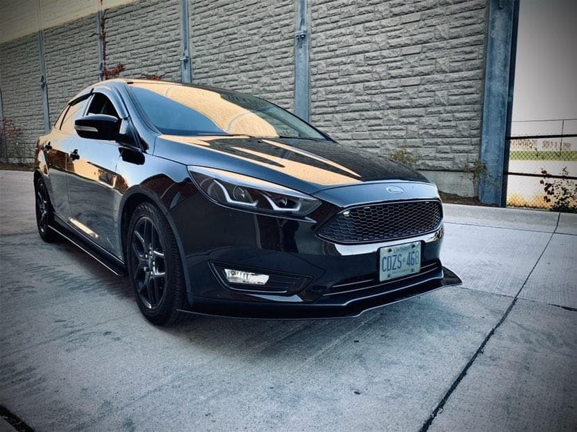 2015-2018 Ford Focus 2PC Front Splitter