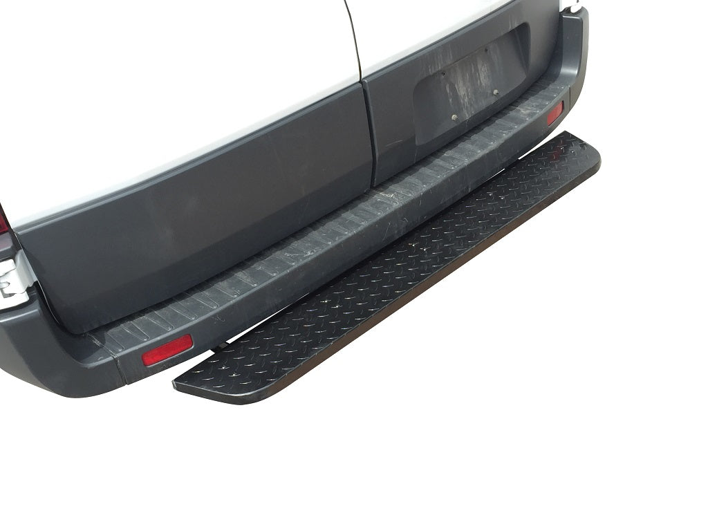 Vanguard Black Powdercoat Rear Guards Rear Step Boards Bumper Guard for 2015-2024 ford transit-250 nan