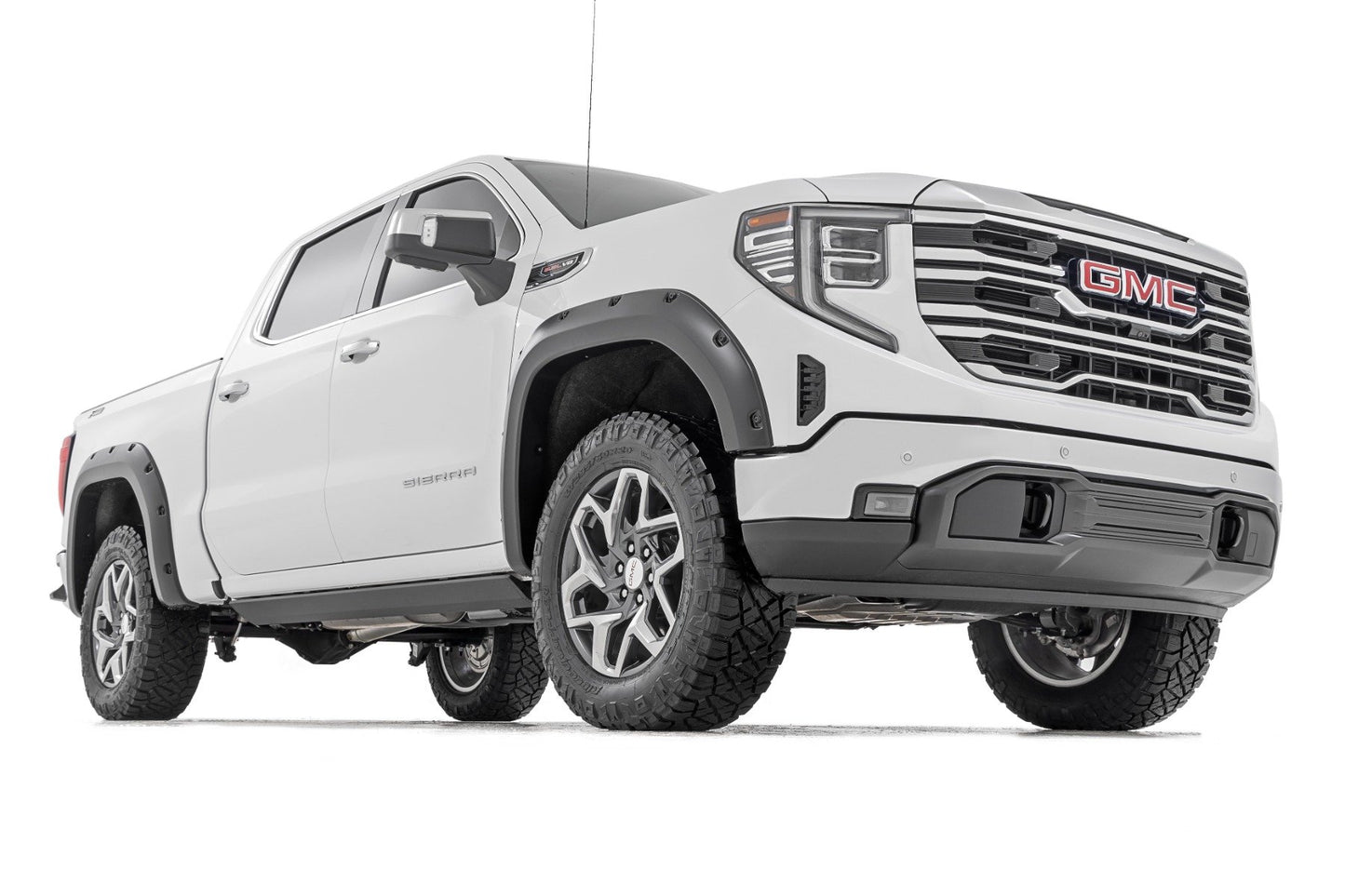 Pocket Fender Flares | GAZ Summit White | GMC Sierra 1500 2WD/4WD (2019-2025 & Classic)