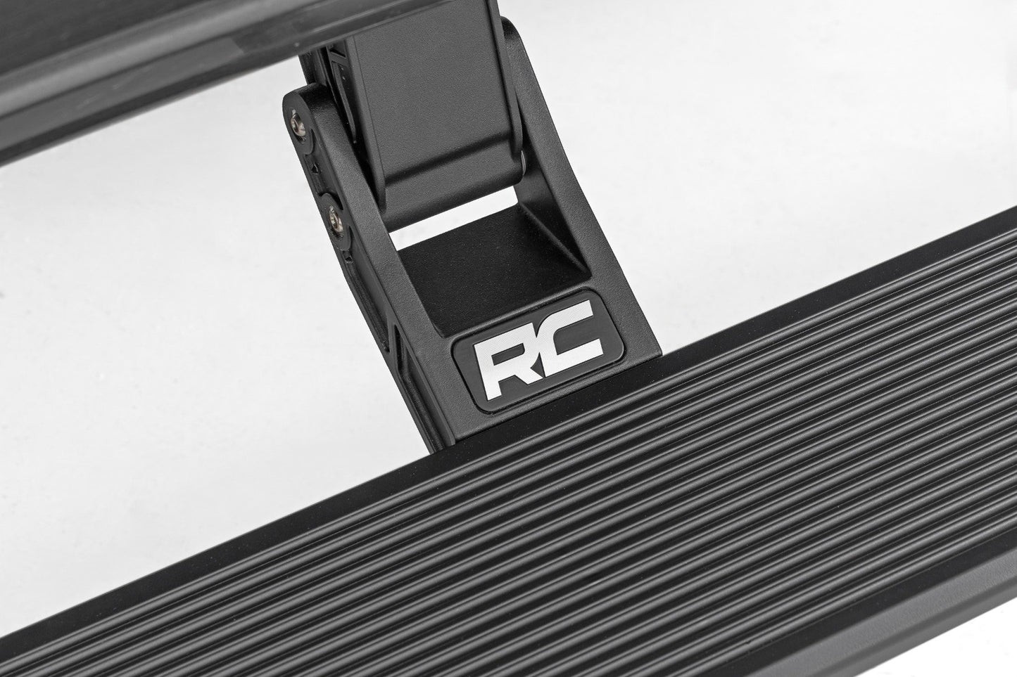 Power Running Boards | HT-Series | Crew Cab | Ram 2500/3500 (10-26)