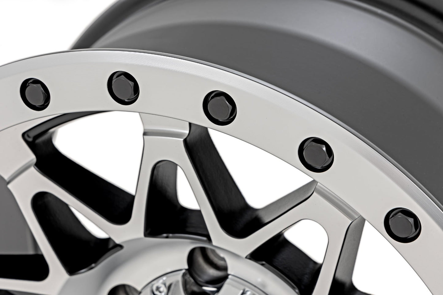 Rough Country 78 Series Wheel | Simulated Beadlock | Full Machine | 18x9 | 8x6.5 | -12mm