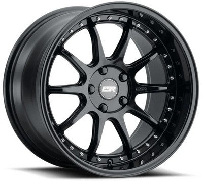 ESR Wheels CS12 GLOSS BLACK 18x8.5 CUSTOM et30 cb72.6