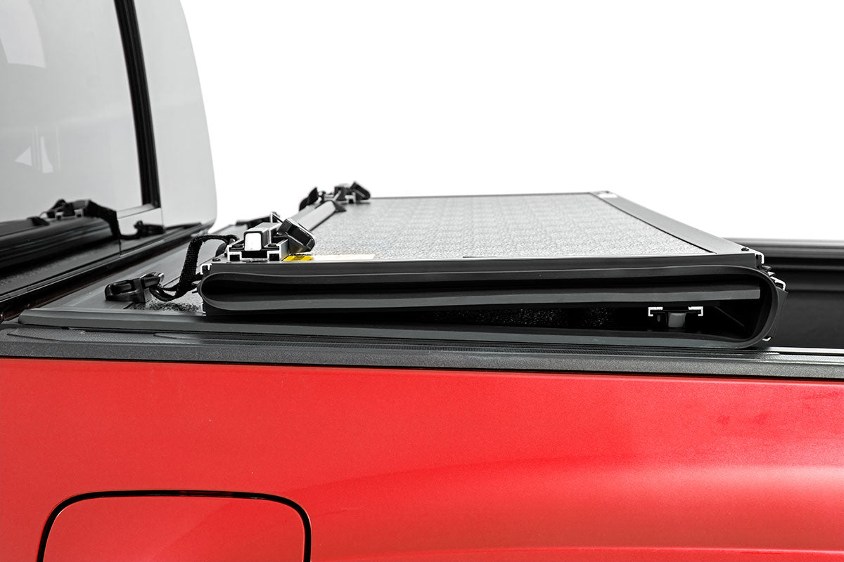 Hard Low Profile Bed Cover | 6' Bed | Toyota Tacoma (16-23)