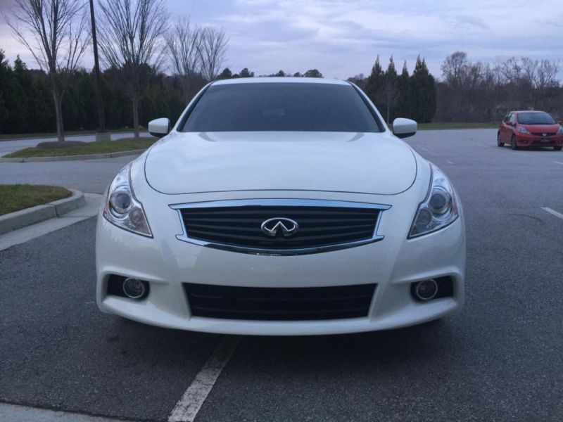 2010-2013 Infiniti G37 Sedan Sport 2PC Front Splitter