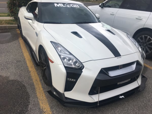 2017-2023 Nissan GTR R35 2PC Side Splitters