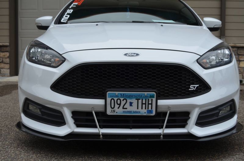 2015-2018 Ford Focus ST 2PC Front Splitter