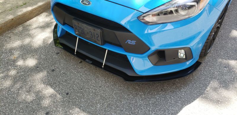 2016-2018 Ford Focus RS 2PC Front Splitter