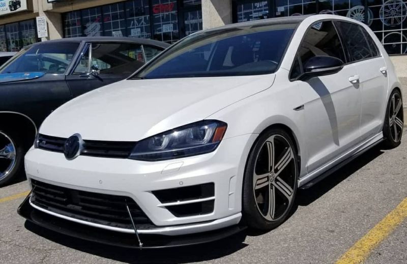 2016-2017 Volkswagen Golf R MK7 2PC Front Splitter