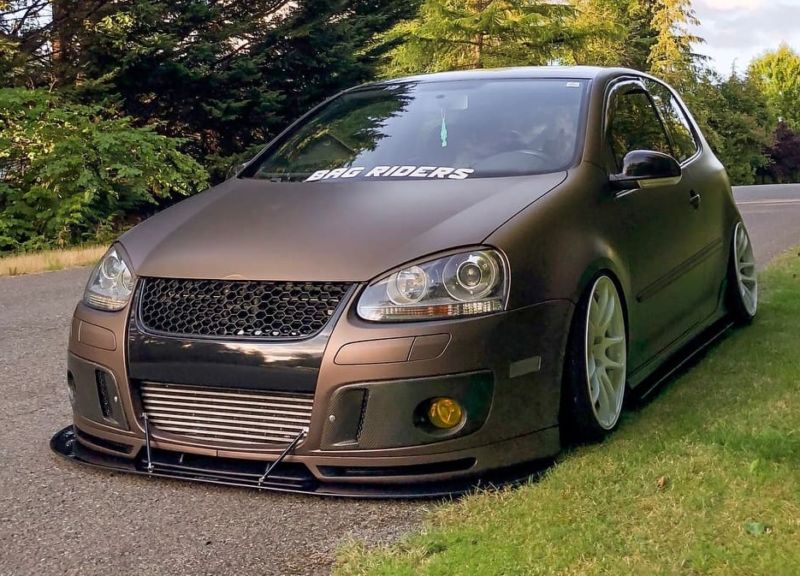 2006-2009 Volkswagen Golf/GTI MK5 2PC Front Splitter