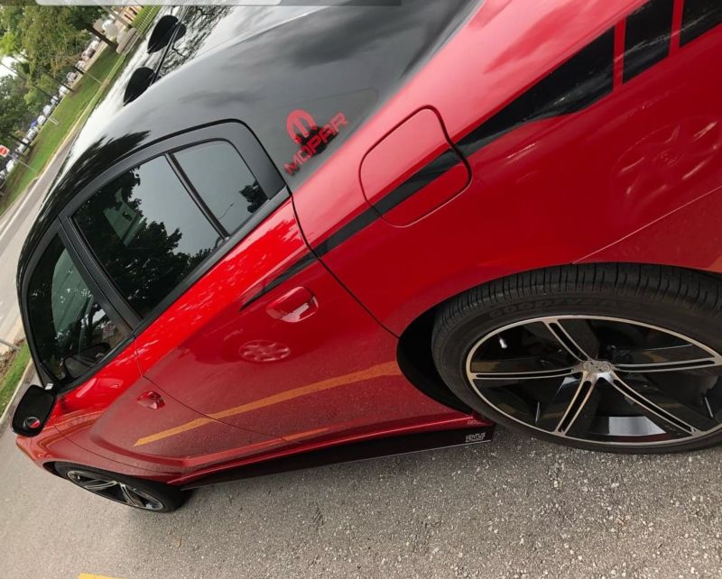 2006-2010 Dodge Charger 2PC Side Splitters