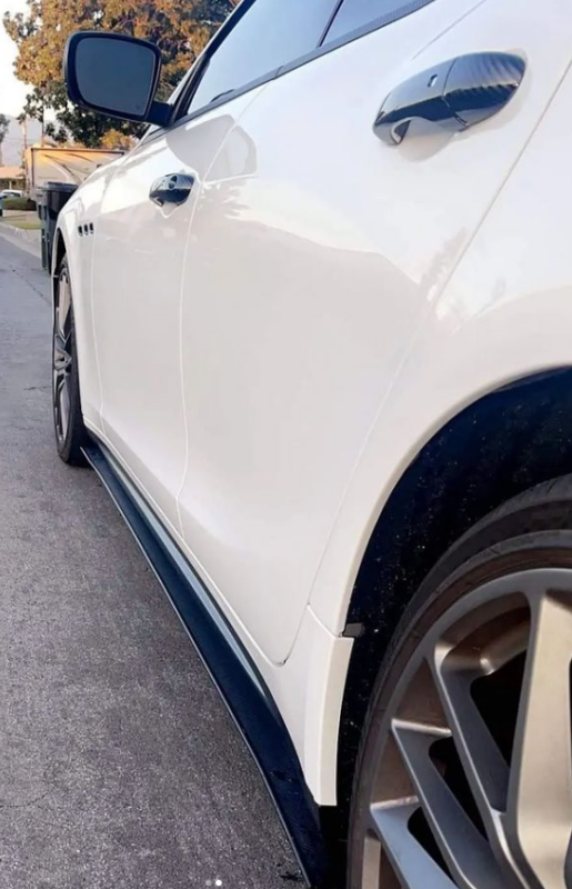 2014-2017 Maserati Ghibli 2PC Side Splitters