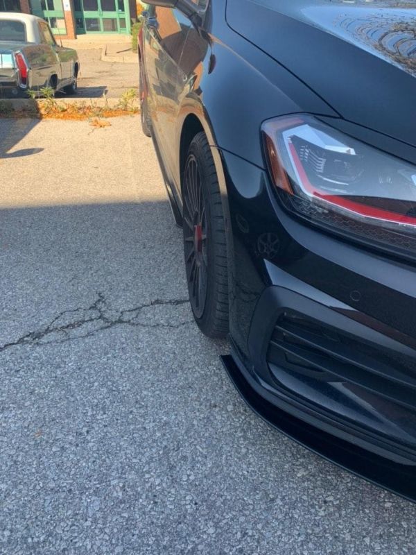 2018-2021 Volkswagen GTI MK7.5 2PC Side Splitters