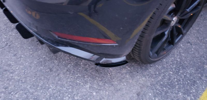 2018-2021 Volkswagen Golf R MK7.5 Rear Diffuser+Rear Corner Spats