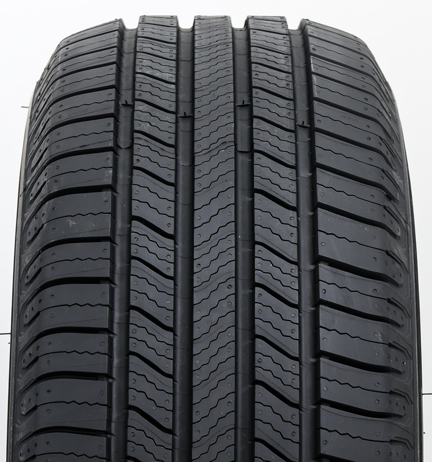 Michelin DEFENDER 2 215/65R16 98H
