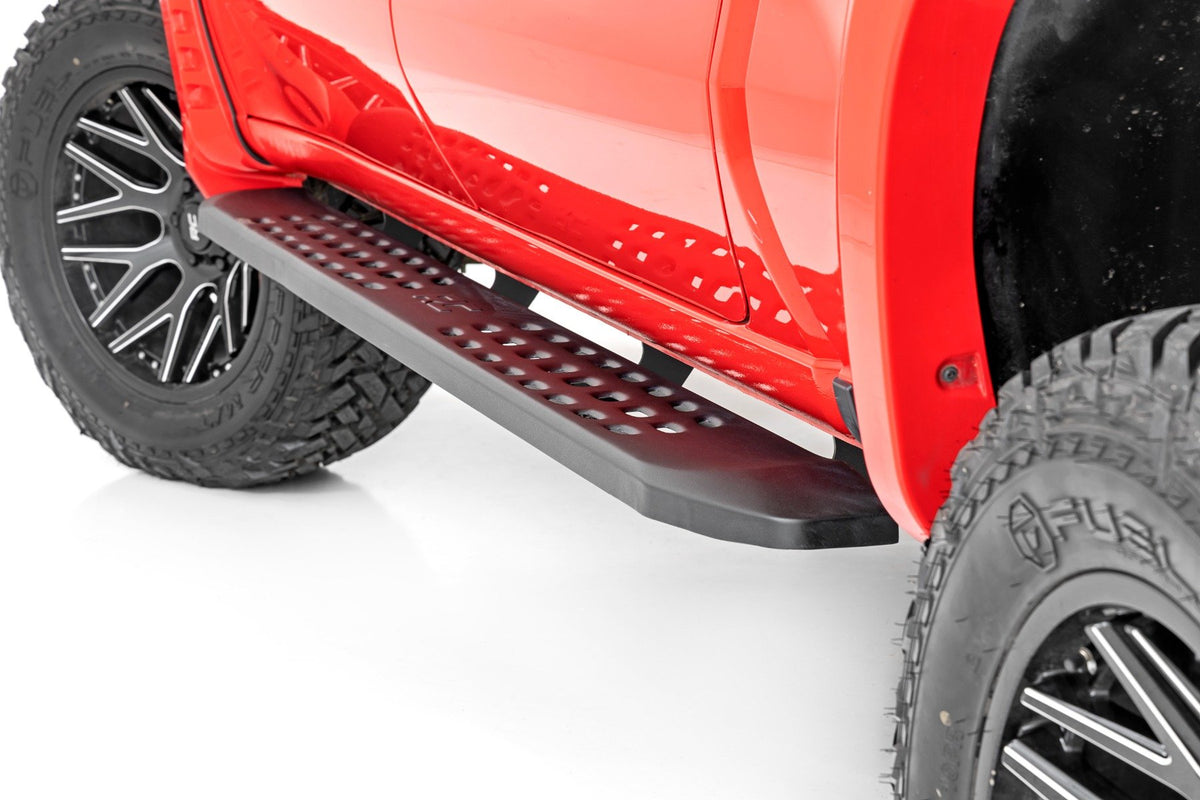 RPT2 Running Boards | Crew Cab | Black | Chevy/GMC 1500/2500HD/3500HD (19-26 & Refresh)