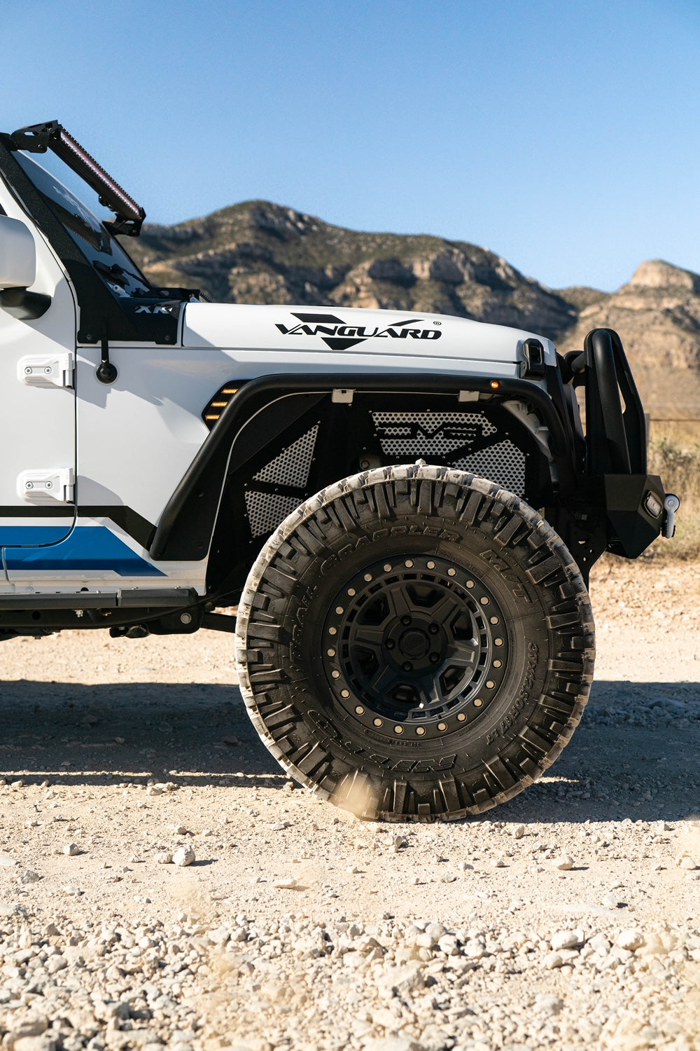 Vanguard Black Powdercoat Heavy Duty Bumpers And Grilles Rear Bumpers Bumper for 2021-2024 ford bronco nan