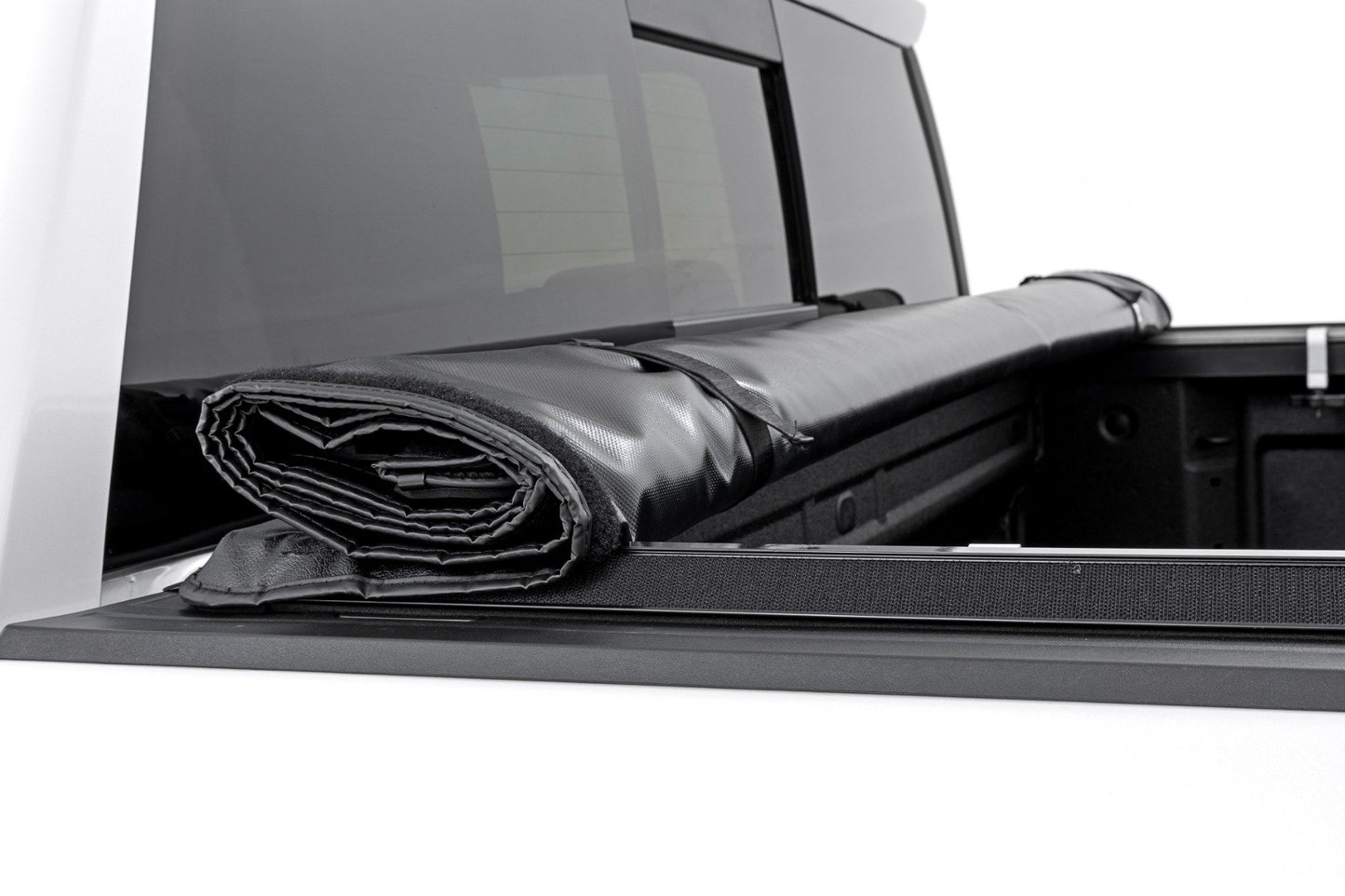 Soft Roll Up Bed Cover | 5'10" Bed | Chevy/GMC Sierra 1500 (19-26)/Silverado 1500 (19-26)