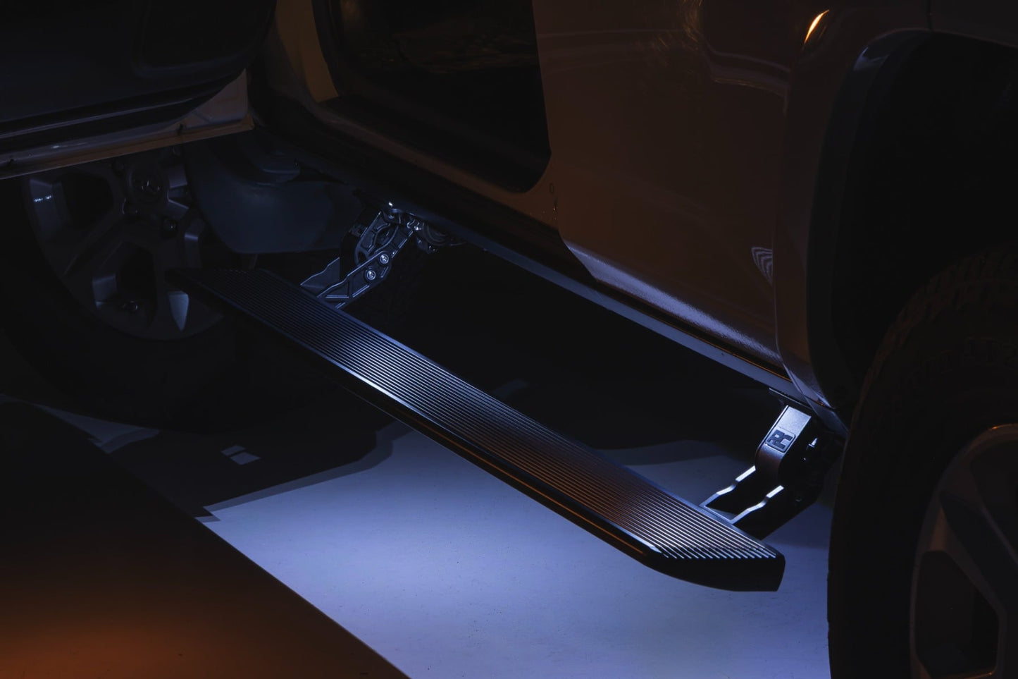 Power Running Boards | Toyota 4Runner 2WD/4WD (2010-2024)