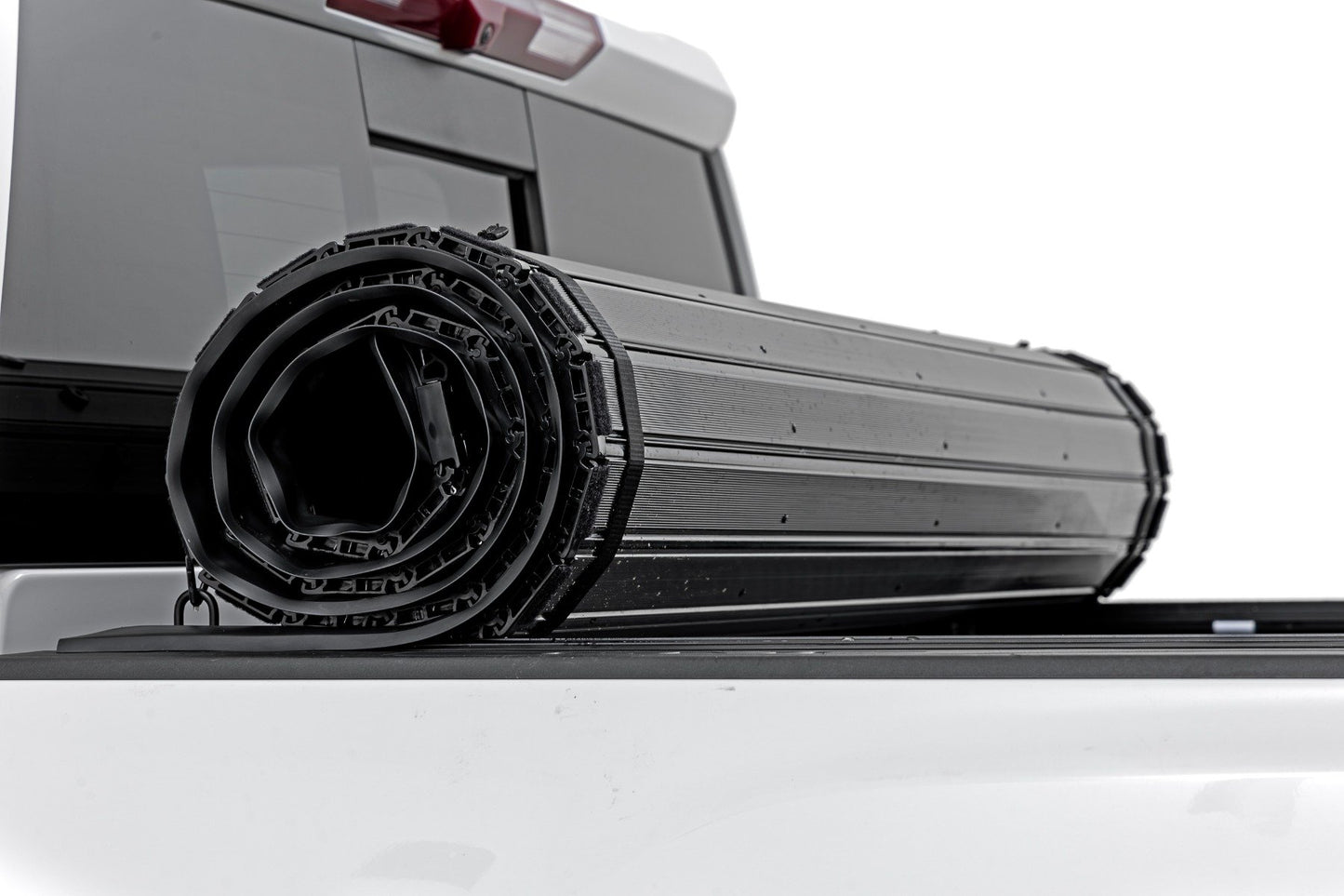 Hard Roll Up Bed Cover | 6'9" Bed | Chevy/GMC  Silverado/Sierra 2500HD/3500HD (20-25)