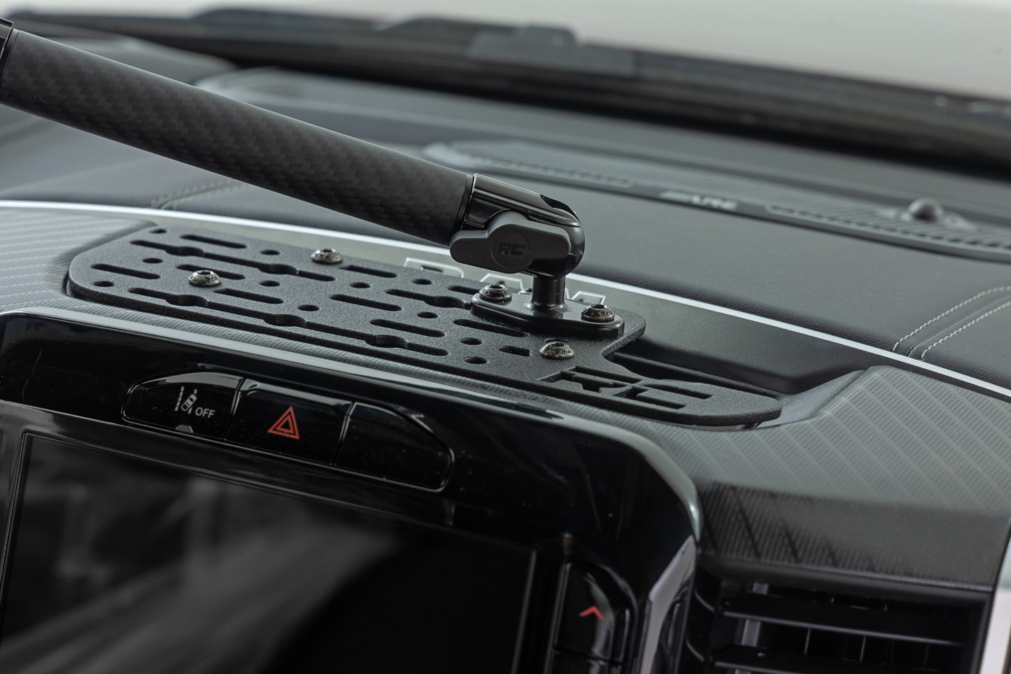 Dash Mount | 10" Non-Mag Safe Mount Kit | 12in Screen | Ram 1500 4WD (2019-2024)