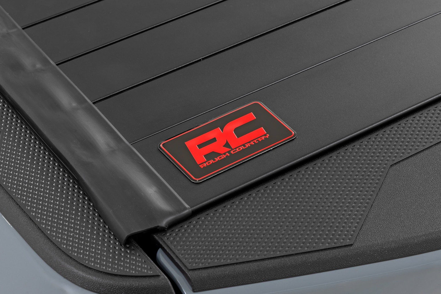 Hard Roll Up Bed Cover | 5' Bed | Nissan Frontier 2WD/4WD (2022-2025)