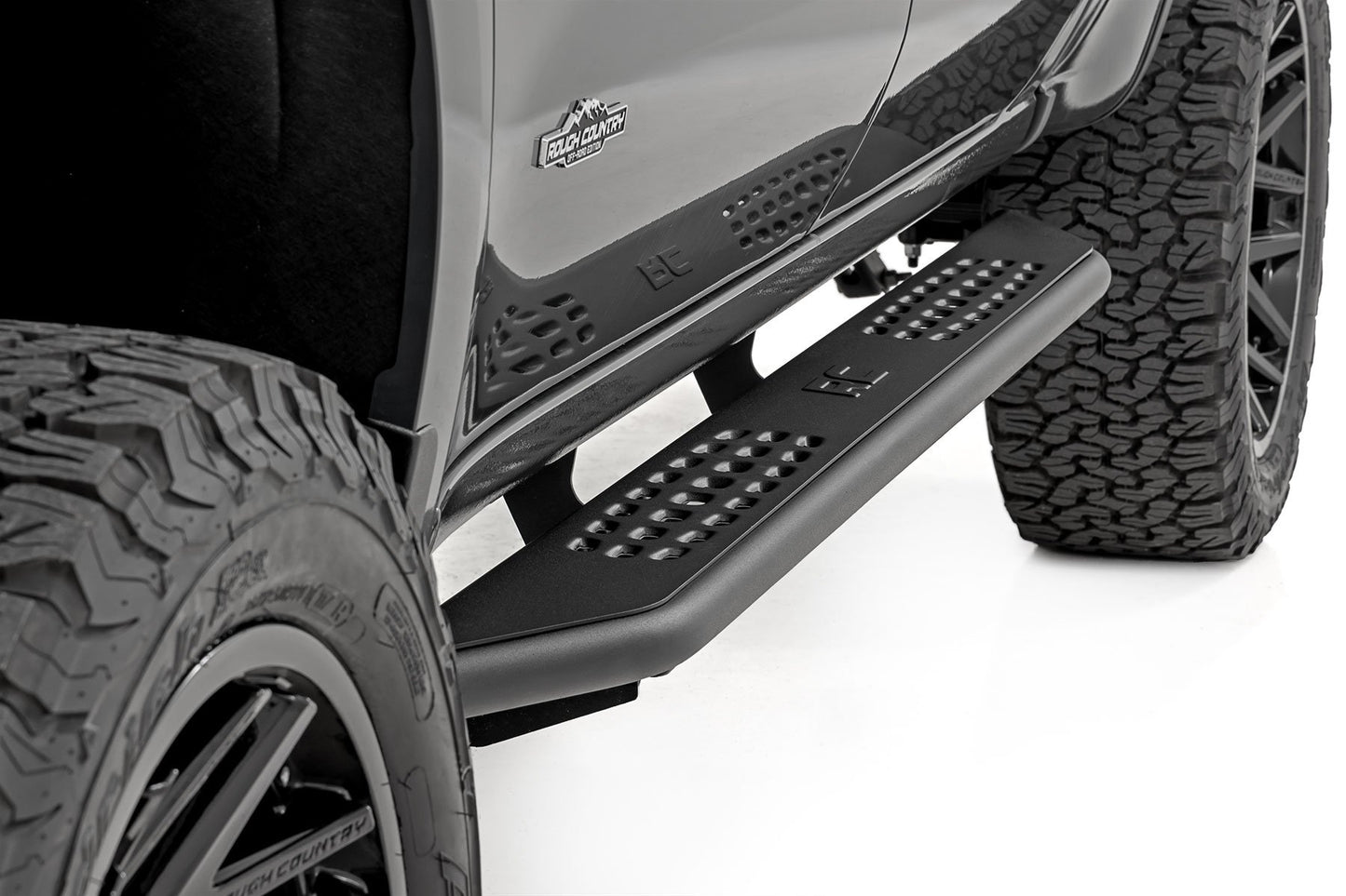 OV2 Running Boards | Side Step Bars | Crew Cab | Chevy/GMC 1500/2500HD (19-26 & Refresh)