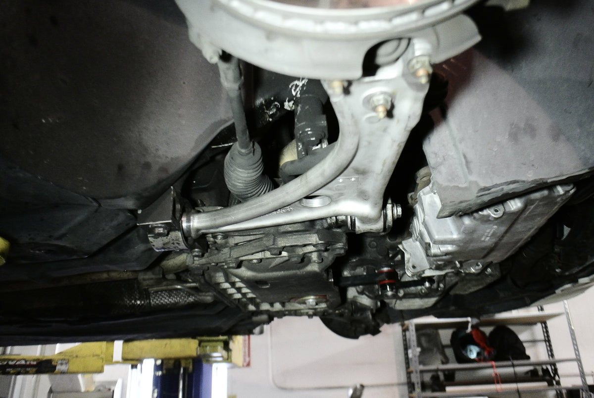 Audi A3 03-12 Front Lower Control Arm – MRC-AU-0124