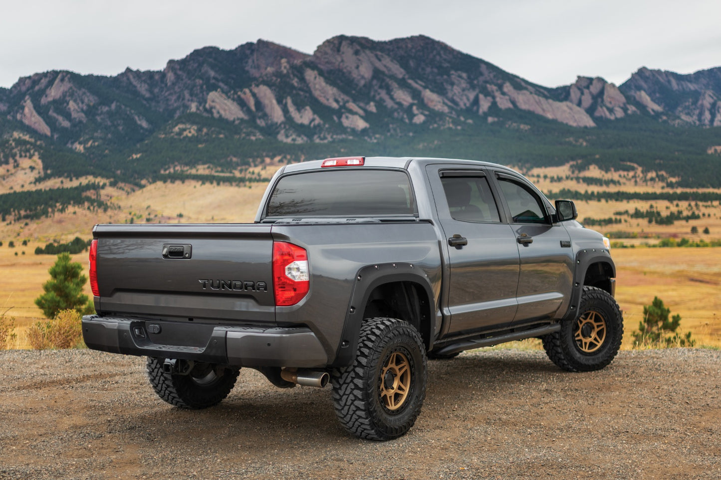 Pocket Fender Flares | 8T6 Voodoo Blue | Toyota Tundra 2WD/4WD (2014-2021)
