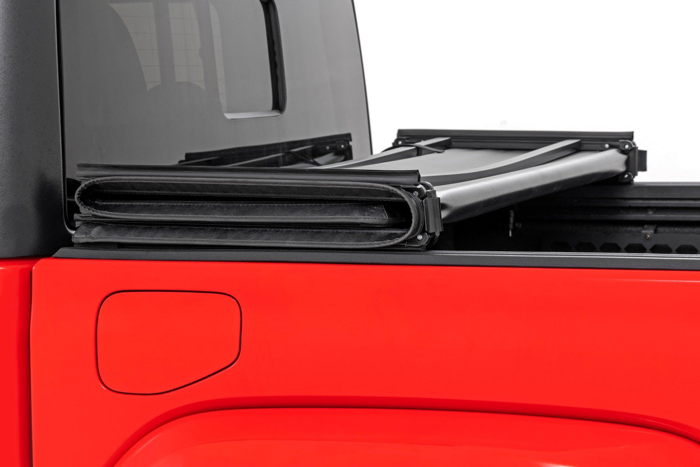 Soft Tri-Fold Bed Cover | 5'  Bed | Jeep JT Gladiator  (2021-2024)