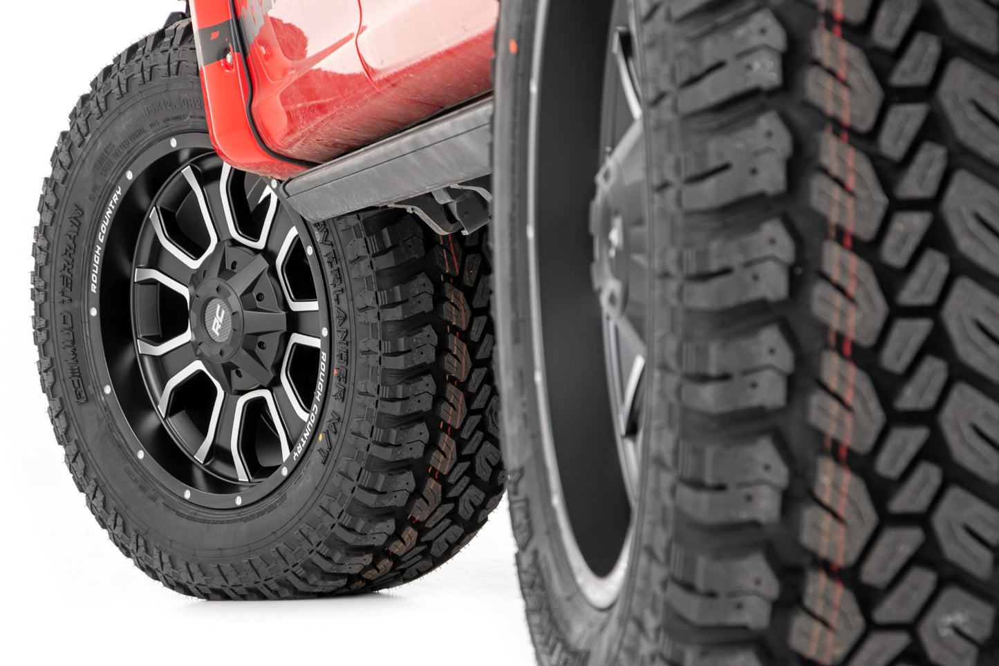 35x12.50R20, Rough Country Overlander M/T