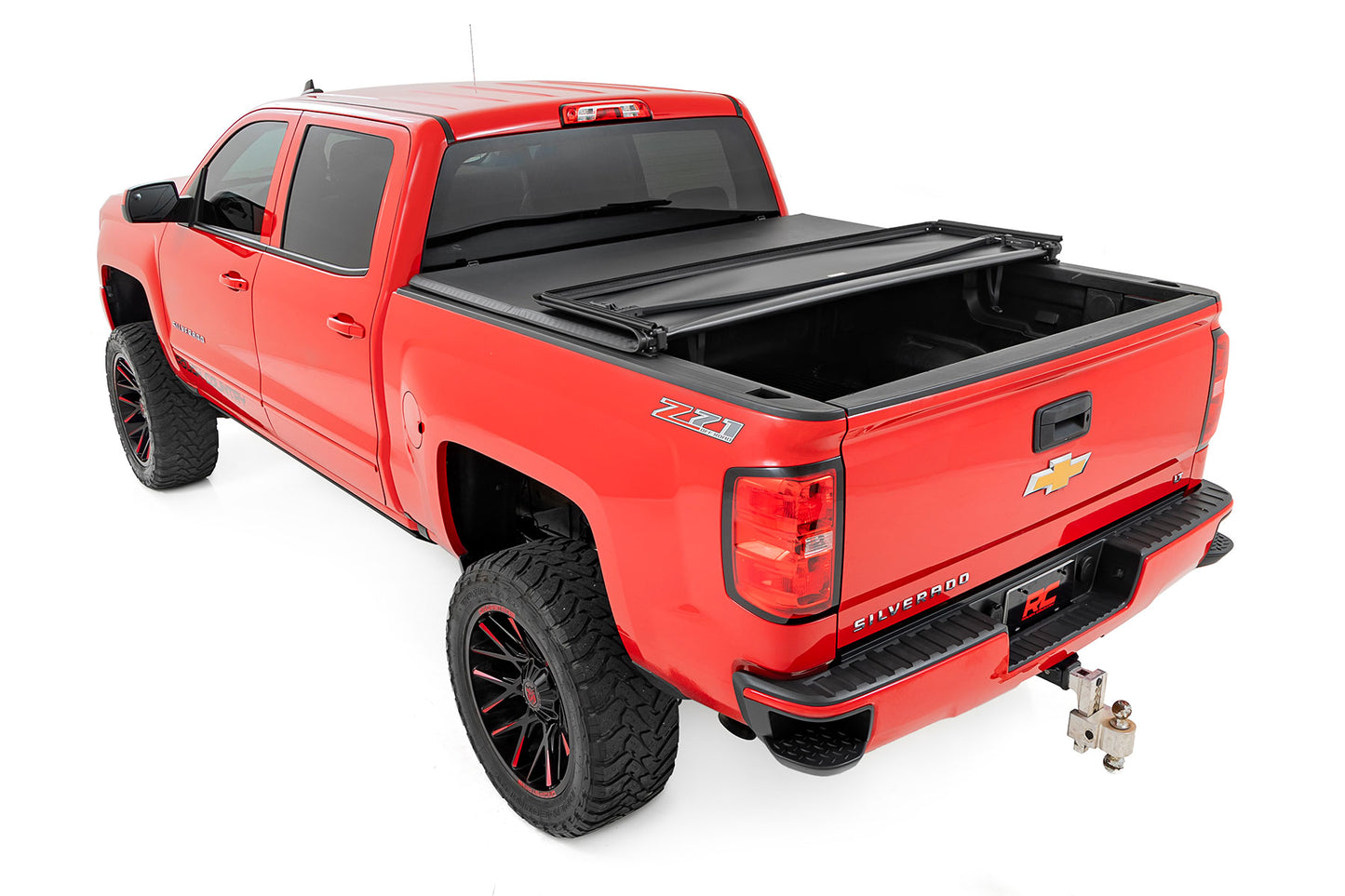 Bed Cover | Tri Fold | Soft | 5'9" Bed | Chevy/GMC 1500 (14-18)
