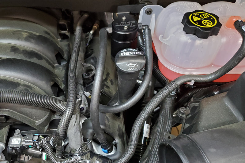 J&amp;L 19-26 Chevrolet Silverado/GMC Sierra 1500 5.3L V8 Driver Side Oil Separator 3.0 - Black Anod