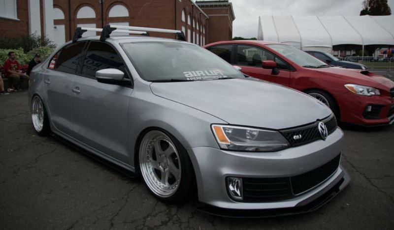 2006-2010 Volkswagen Jetta mk5 Side Splitters