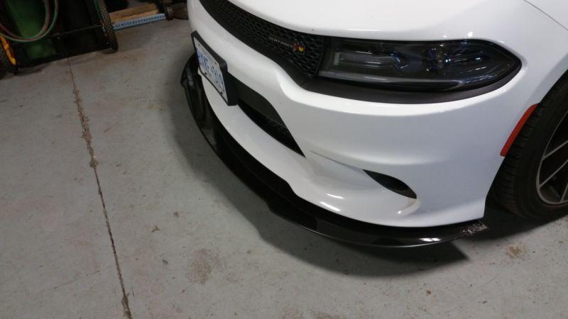 2015+ Dodge Charger SRT 392/HELLCAT/daytona 392/scat pack Front Splitter