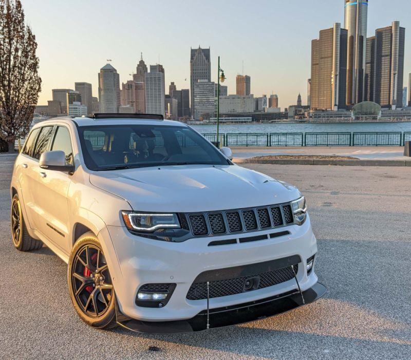 2017+ Jeep grand cherokee srt/srt8/trackhawk Front Splitter Ventus AutoWorks 