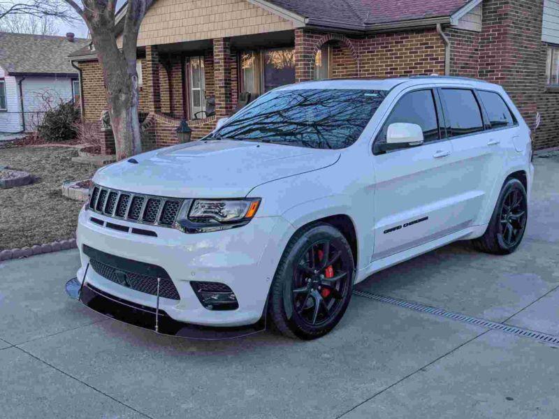 2017+ Jeep grand cherokee srt/srt8/trackhawk Front Splitter Ventus AutoWorks 