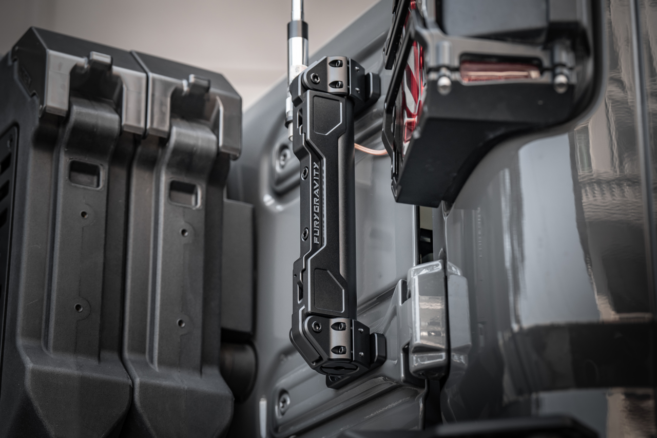 FuryGravity JK/JL/JT ANTENNA & FLAGFOLE MOUNT,GEN 2.0 - Cargo Organization - DW-JW-FG-4318-08