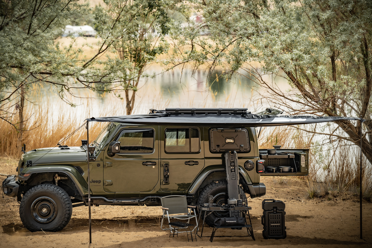 FuryGravity AWNING W/SIDE WALL - Rooftop Tents - DW-JW-FG-3636-00