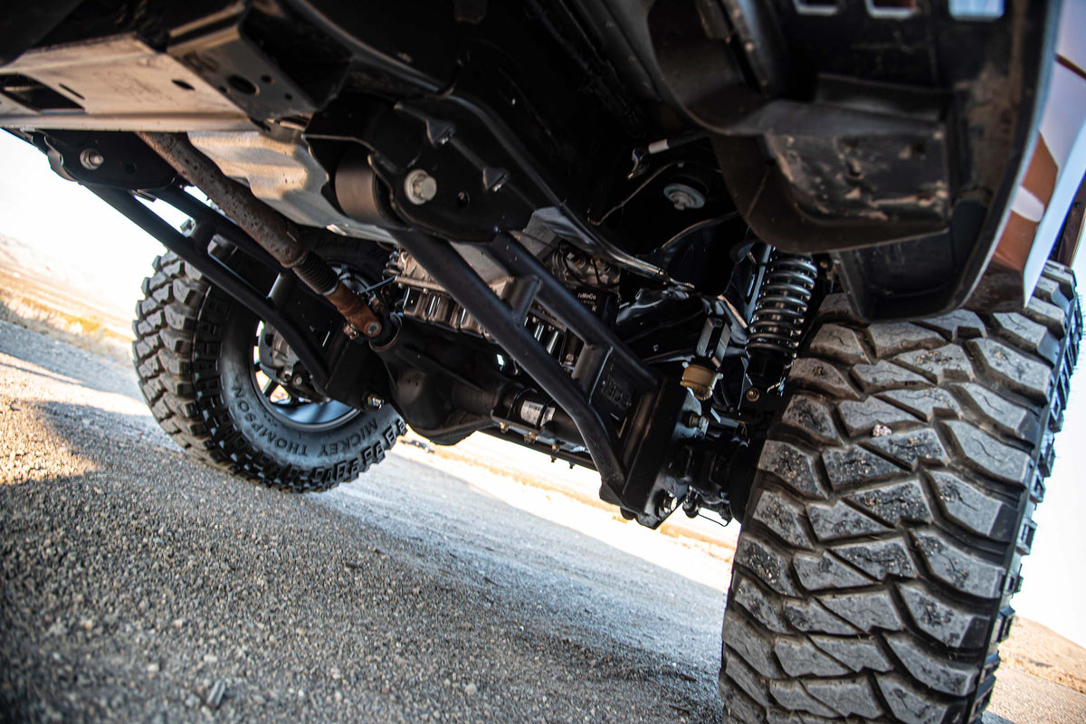 5 Inch Lift Kit w/ Radius Arm | FOX 2.5 Coil-Over Conversion | Ford F250/F350 Super Duty (20-22) 4WD | Diesel