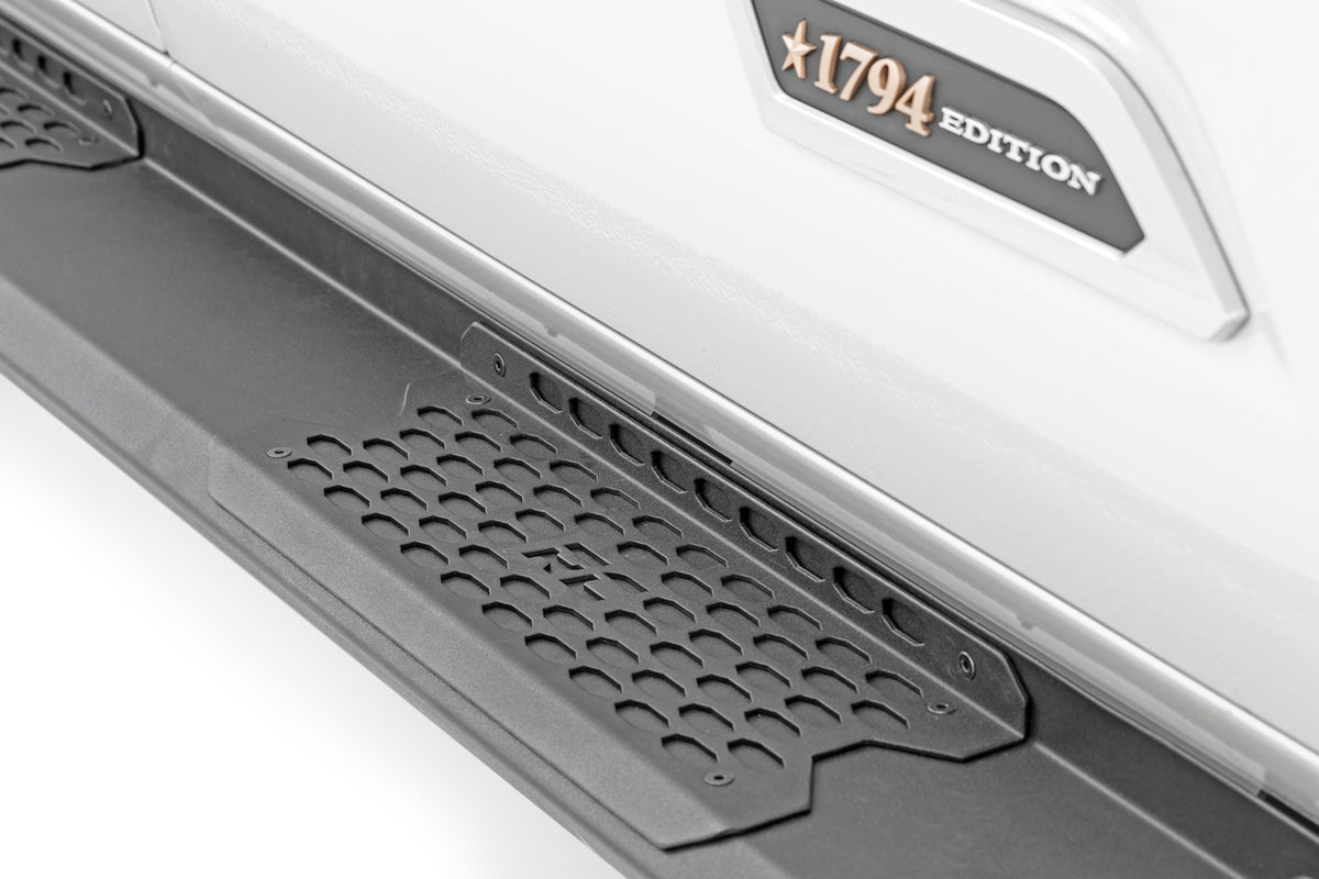 HD2 Running Boards | CrewMax | Toyota Tundra 2WD/4WD (2022-2023)