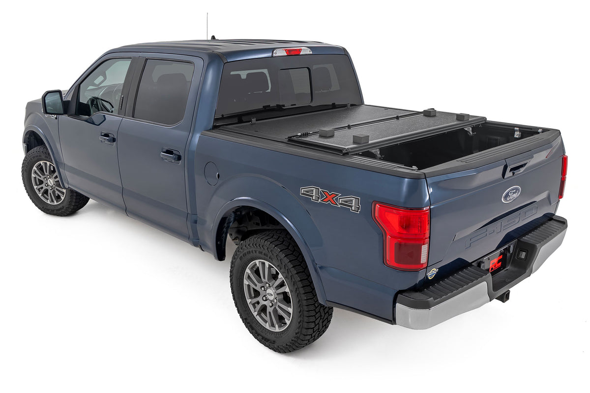 Hard Low Profile Bed Cover | 5'7" Bed | Ford F-150 (21-23)/F-150 Lightning (2022)