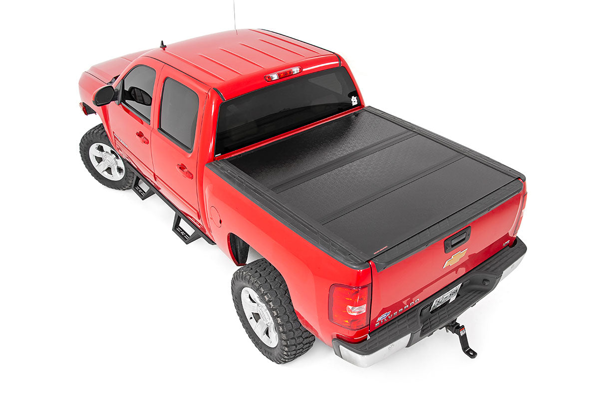 Hard Low Profile Bed Cover | 5'9" Bed | No Rail Caps | Chevy/GMC 1500 (07-13)