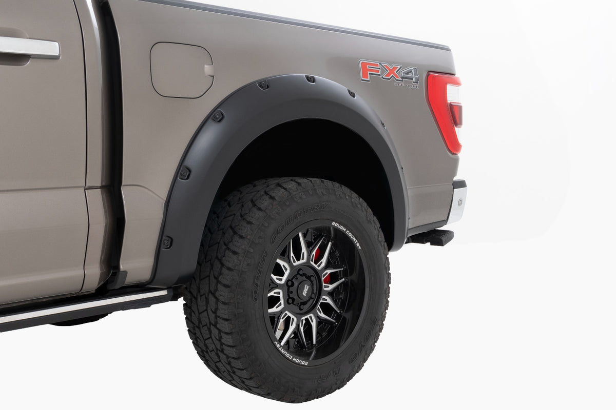Pocket Fender Flares | JS Iconic Silver | Ford F-150 2WD/4WD (21-23)