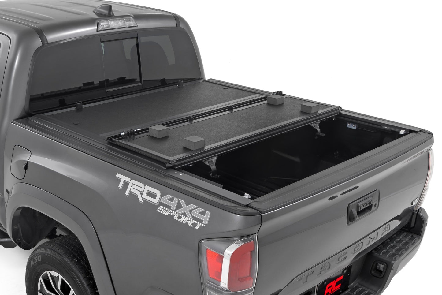 Hard Low Profile Bed Cover | 5' Bed | Toyota Tacoma 2WD/4WD (16-23)