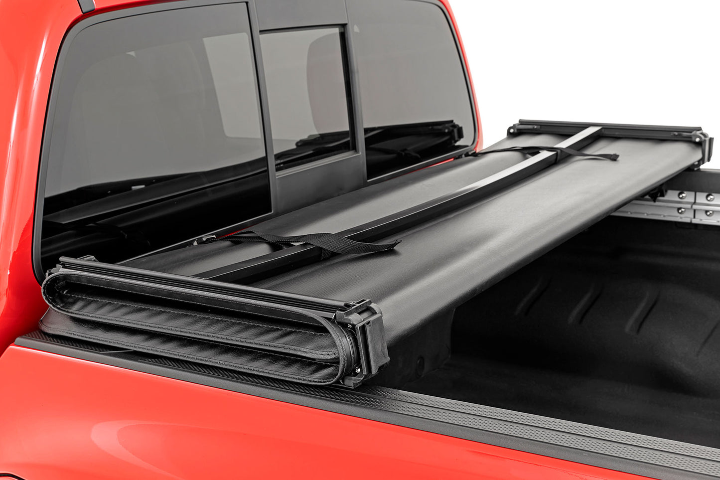 Soft Tri-Fold Bed Cover | 5' Bed | Nissan Frontier (05-21)