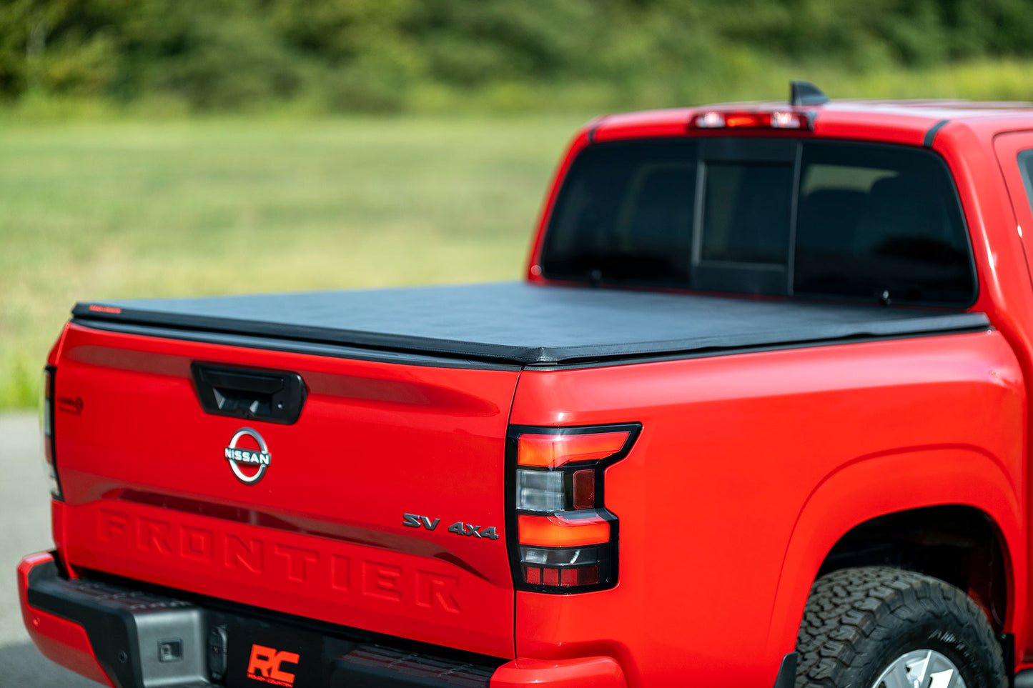 Soft Tri-Fold Bed Cover | 5' Bed | Nissan Frontier (22-23)