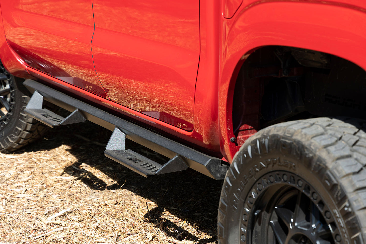 AL2 Drop Steps | Crew Cab | Nissan Frontier 2WD/4WD (2005-2023)
