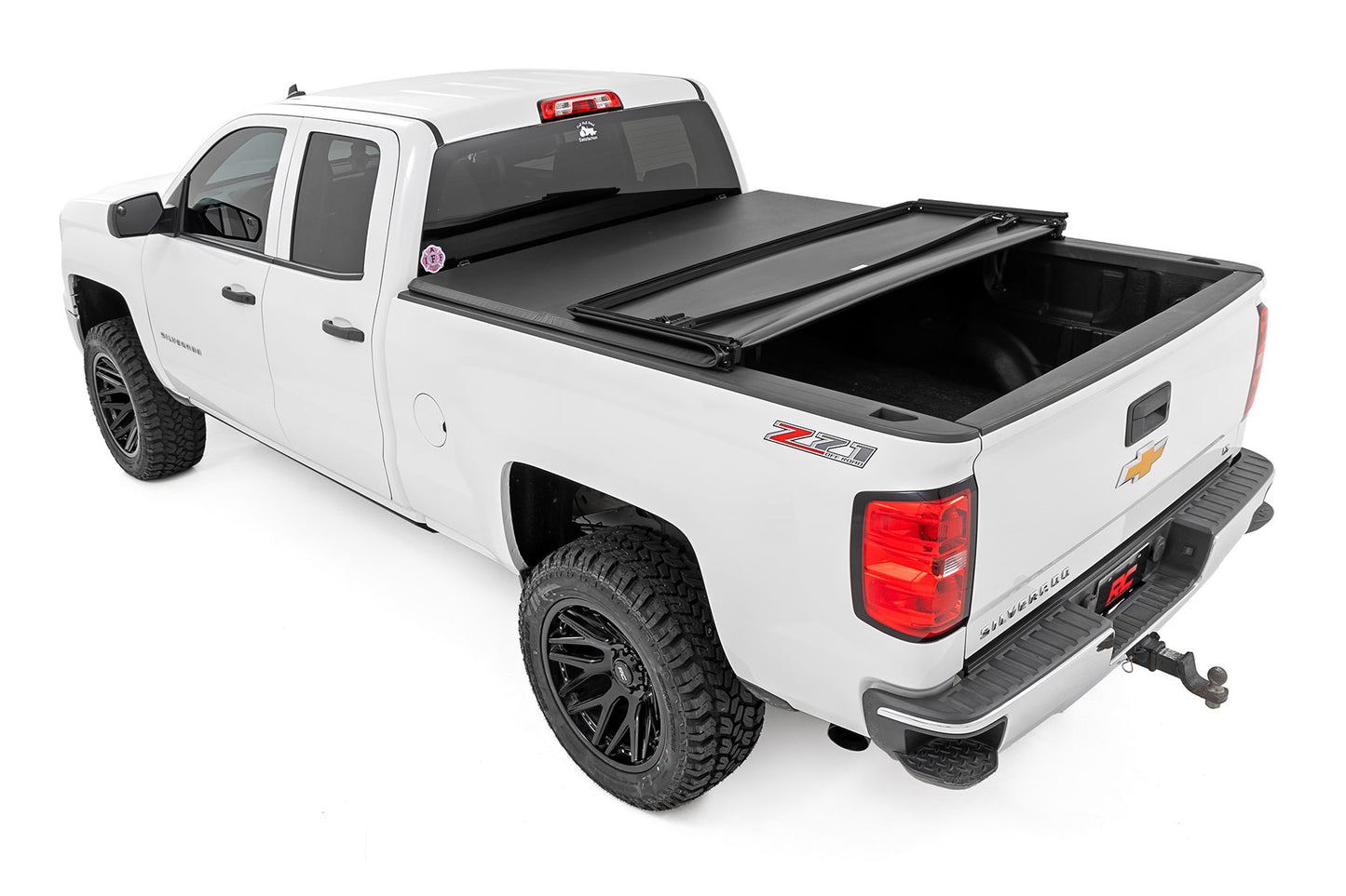 Bed Cover | Tri Fold | Soft | 6'7" Bed | Chevy/GMC 1500 (14-18)