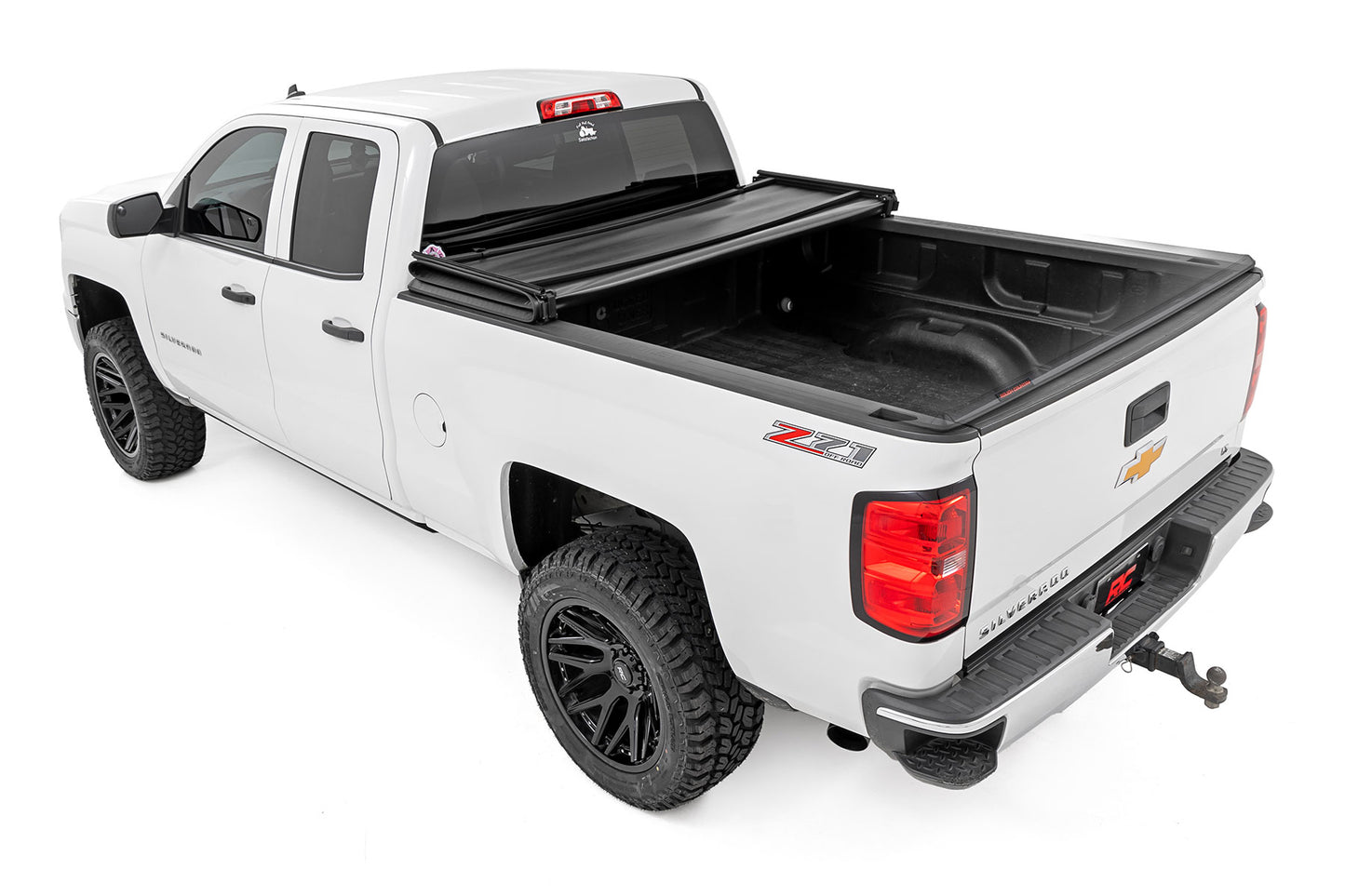Bed Cover | Tri Fold | Soft | 6'7" Bed | Chevy/GMC 1500 (14-18)